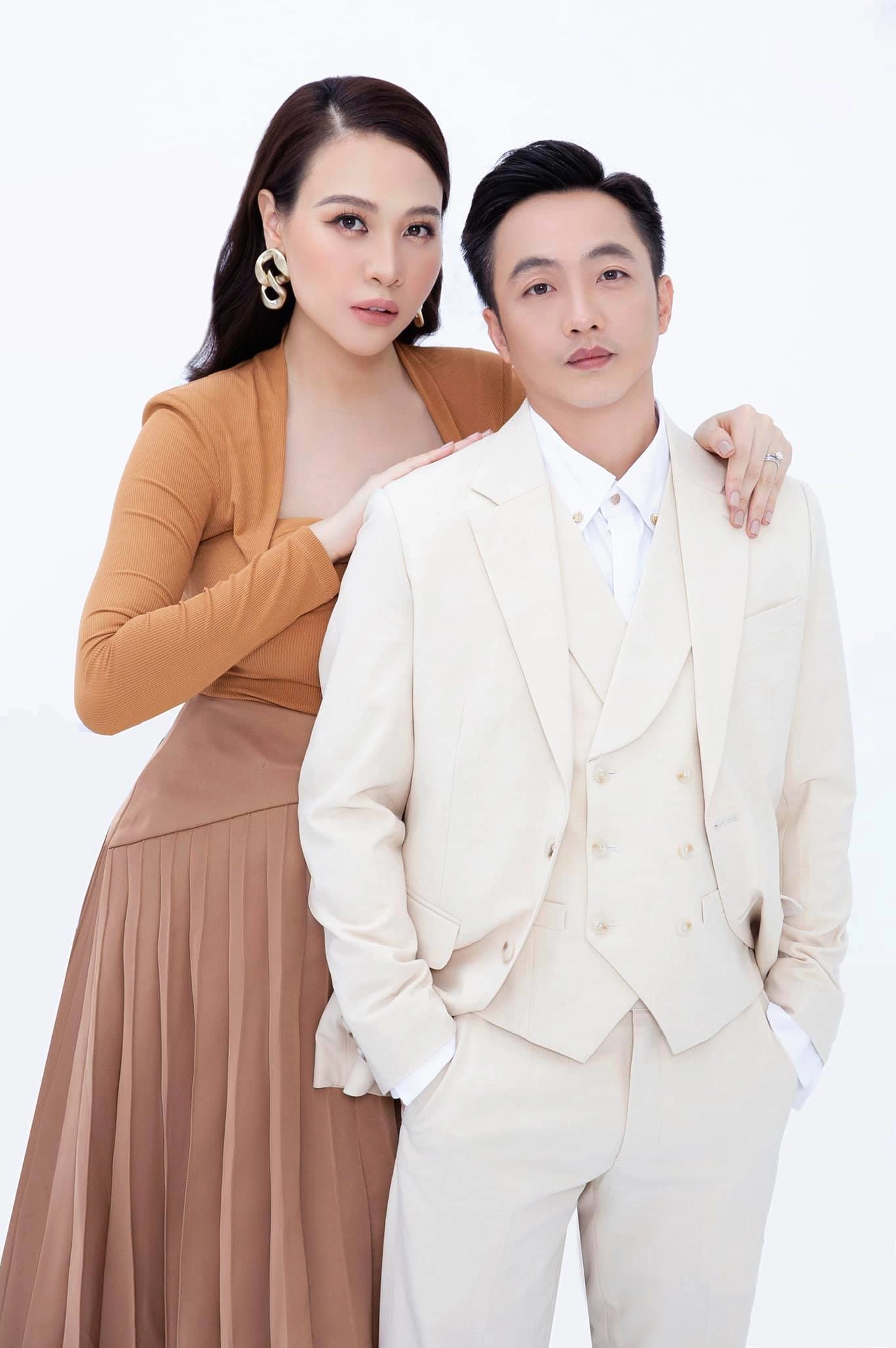 Đàm Thu Trang trong một buổi tiệc gia đình