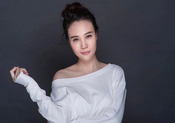 Đàm Thu Trang trong trang phục thời trang