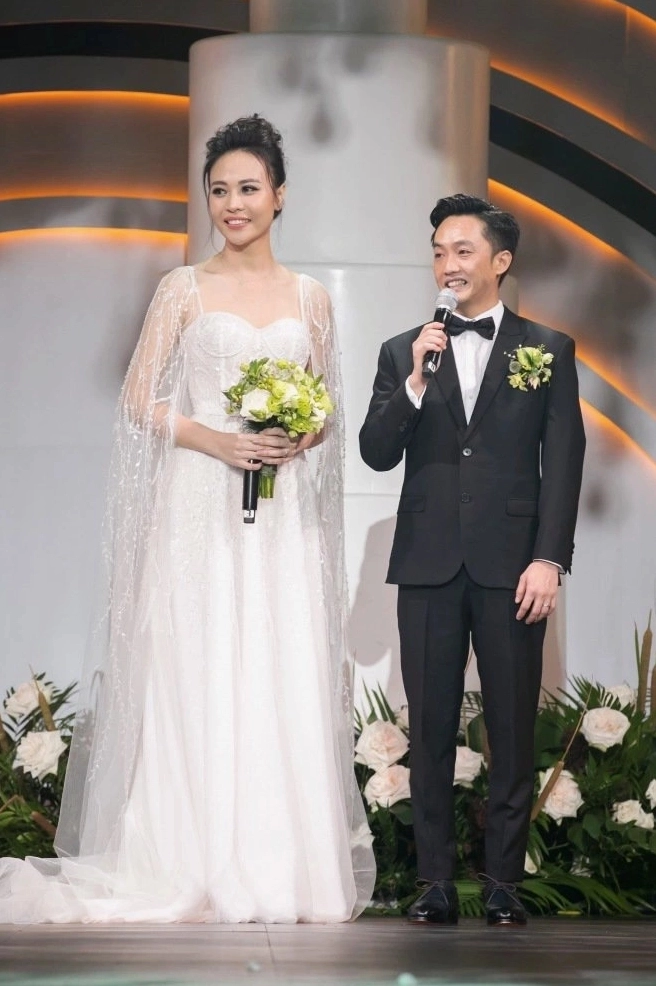 Đàm Thu Trang và gia đình