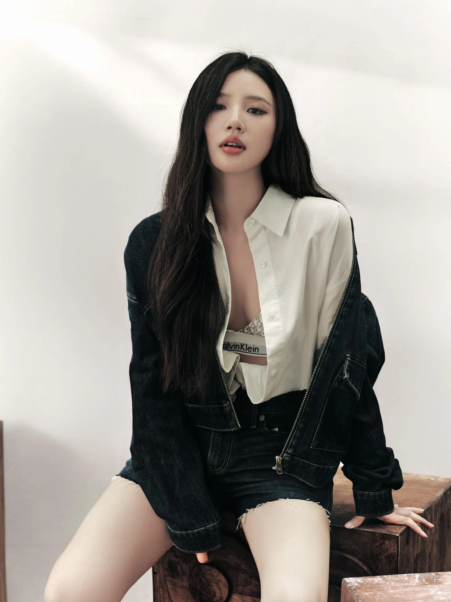 Amee trong một bộ ảnh thời trang