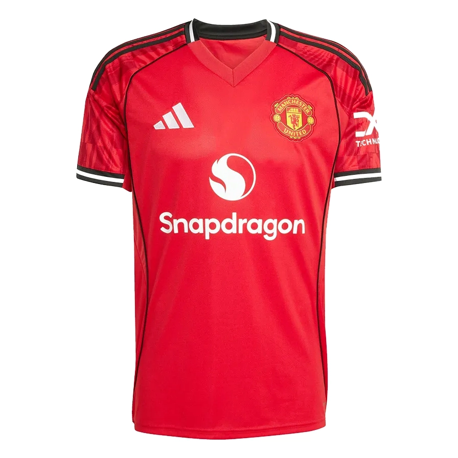 Áo Manchester United màu đỏ phong cách thể thao