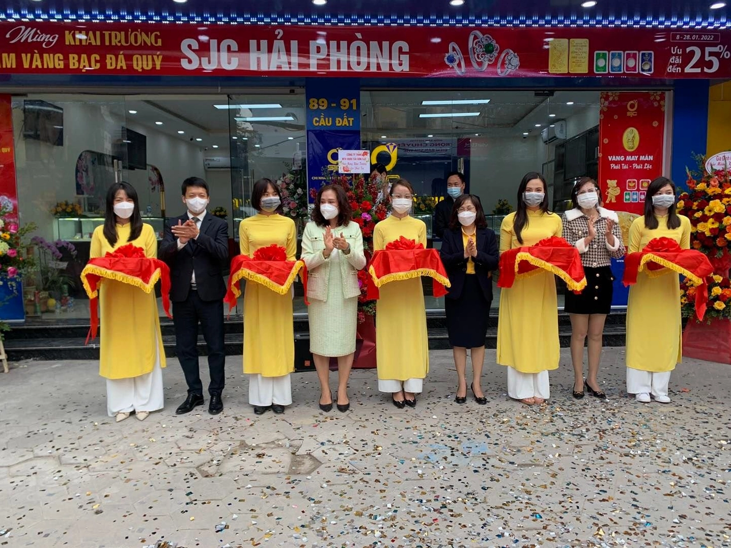 Bảng giá vàng SJC tại quầy giao dịch