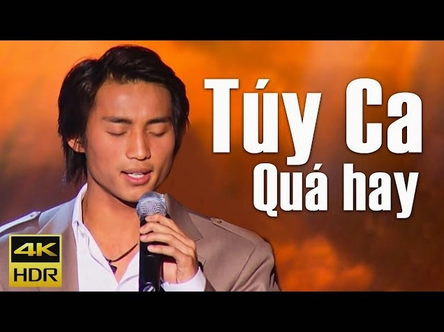 Ca sĩ Đan Nguyên thể hiện ca khúc trữ tình