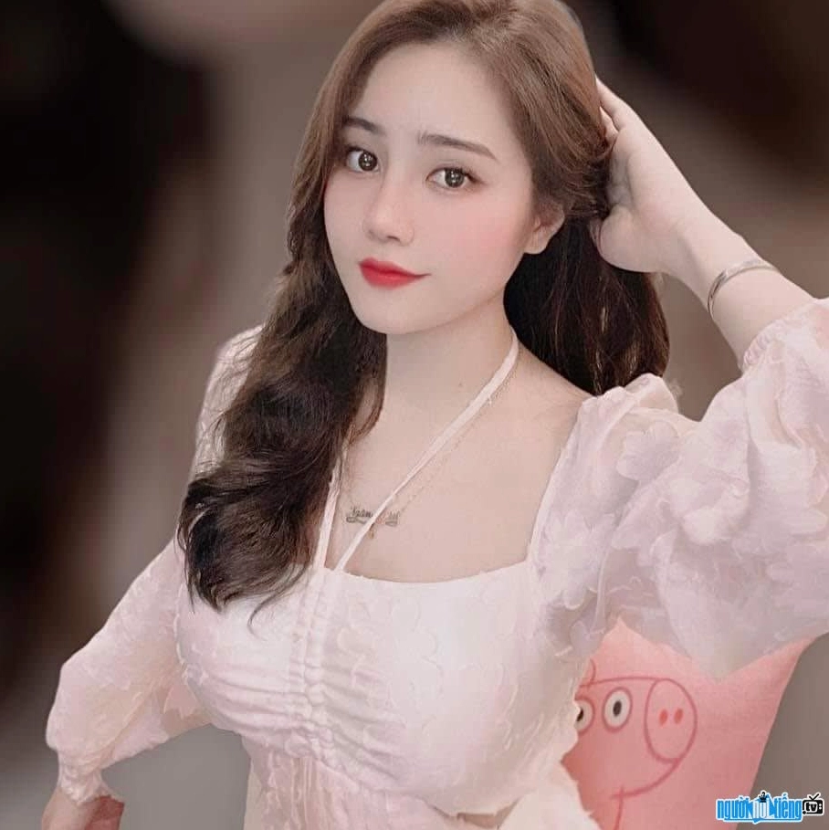 ca-si-ngan-ngan-hanh-trinh-am-nhac-va-nhung-dau-an-ang-nho_437