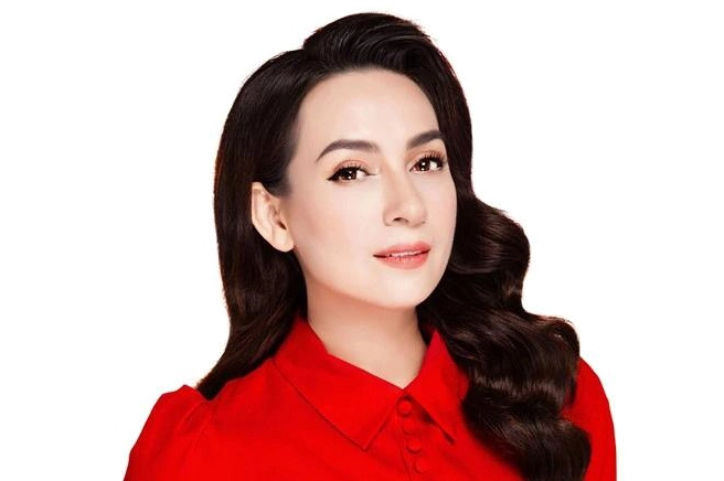 Ca sĩ Phi Nhung thời trẻ