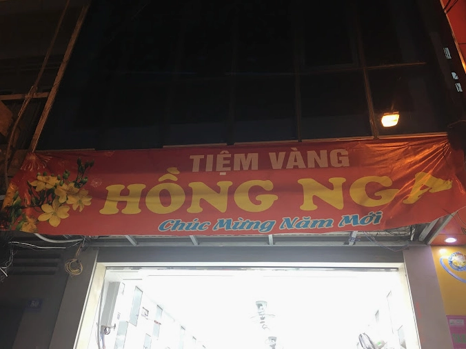 Cận cảnh một mẫu nhẫn vàng tại Tiệm Vàng Hồng Nga