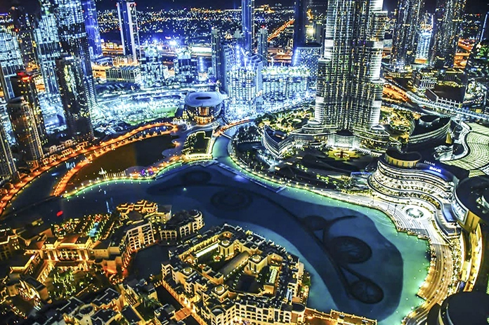 Cảnh quan về đêm của Dubai