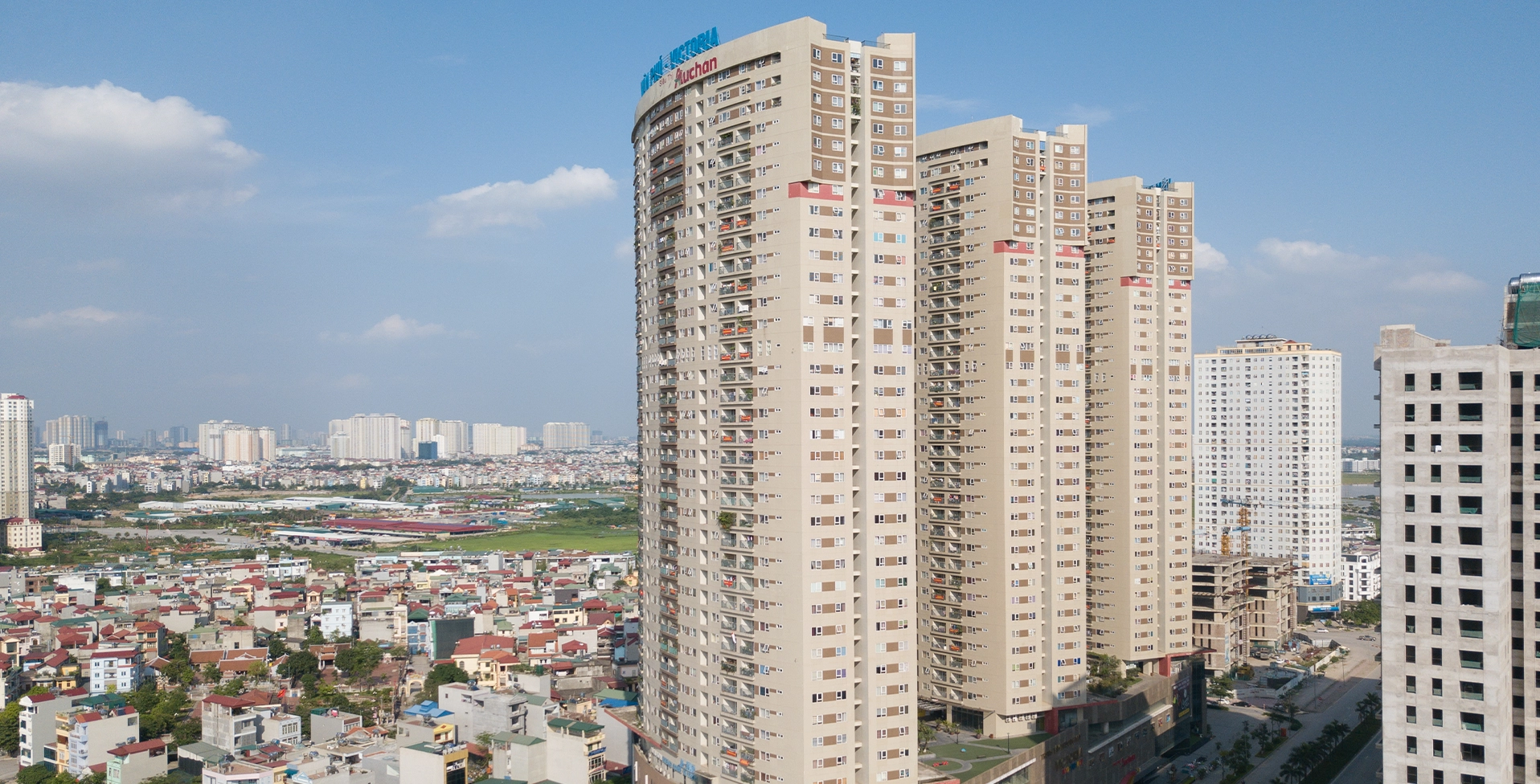 Cảnh quan xung quanh dự án Victoria Văn Phú