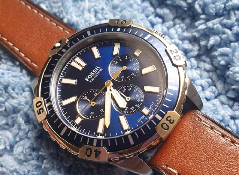 Chi tiết thiết kế đồng hồ Fossil