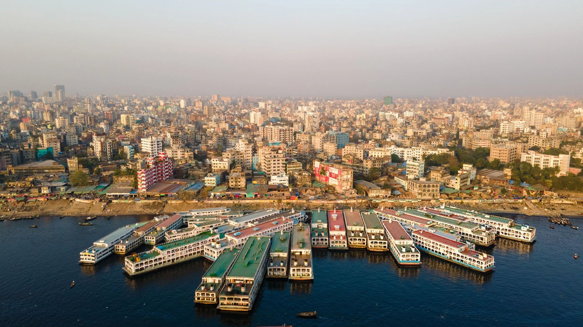 Chợ truyền thống ở Bangladesh