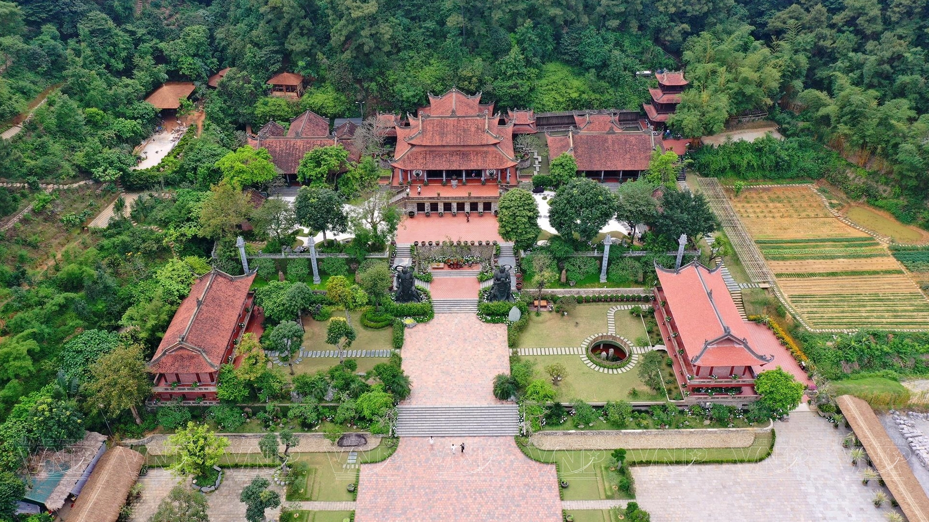 chua-ia-tang-phi-lai-kham-pha-net-thanh-tinh-va-lich-su_569