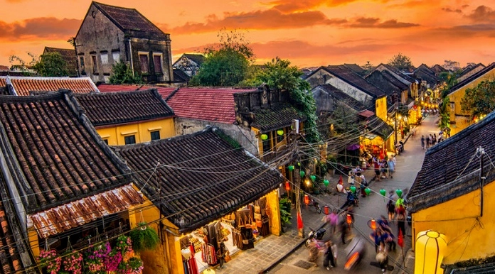 Con đường nhỏ yên bình tại phố cổ Hội An