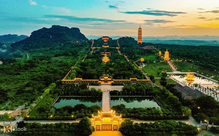 Cổng Tam Quan Chùa Bái Đính