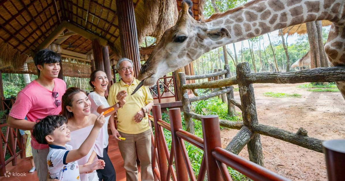 Cổng vào Vinpearl Safari Phú Quốc
