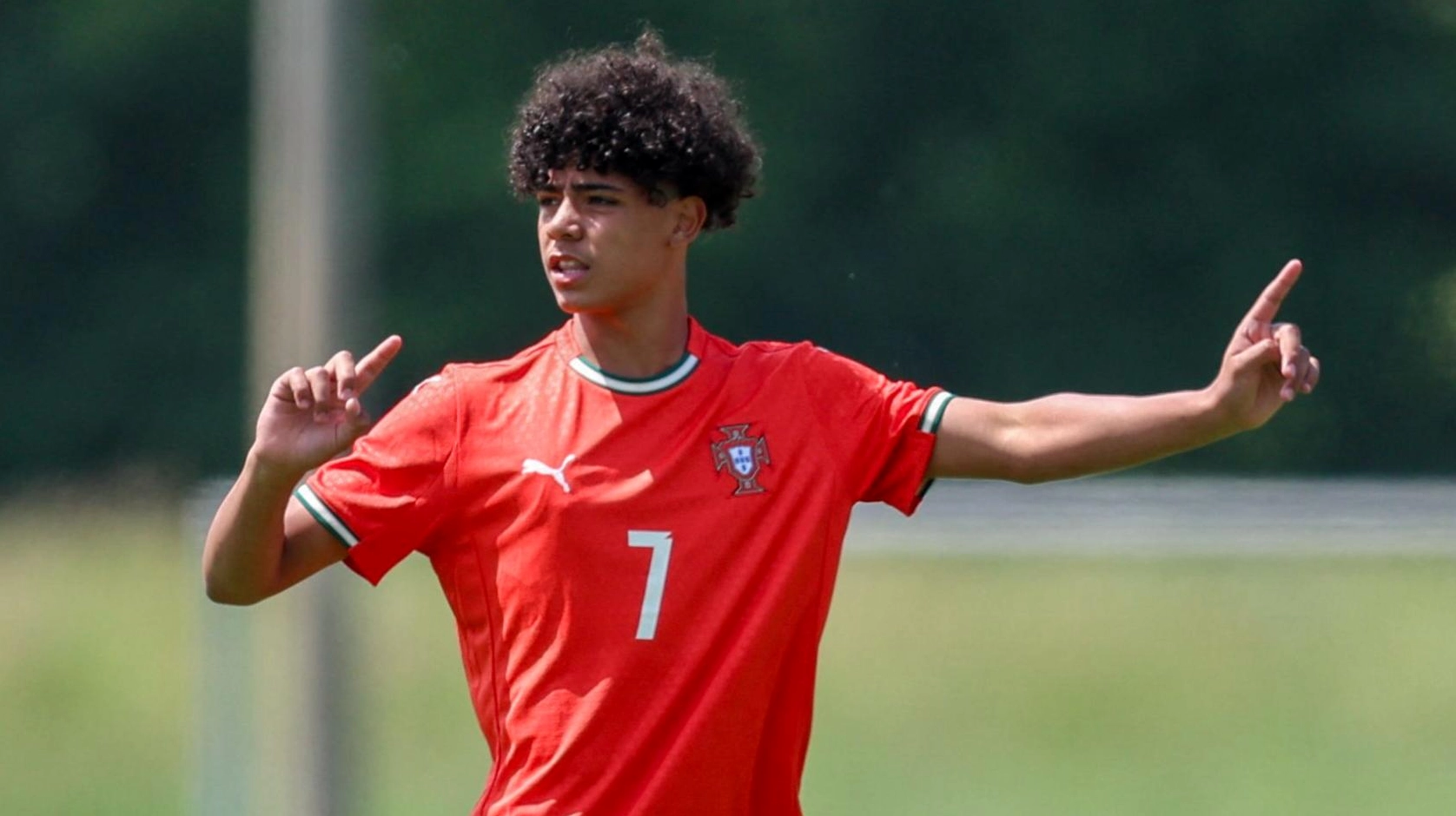 Cristiano Ronaldo Jr. đang thi đấu trên sân