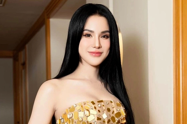 Diệp Lâm Anh trong một sự kiện thời trang