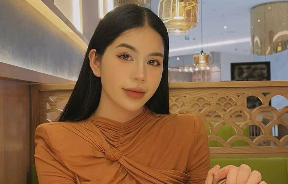 Hằng Du Mục trong một chuyến đi khám phá