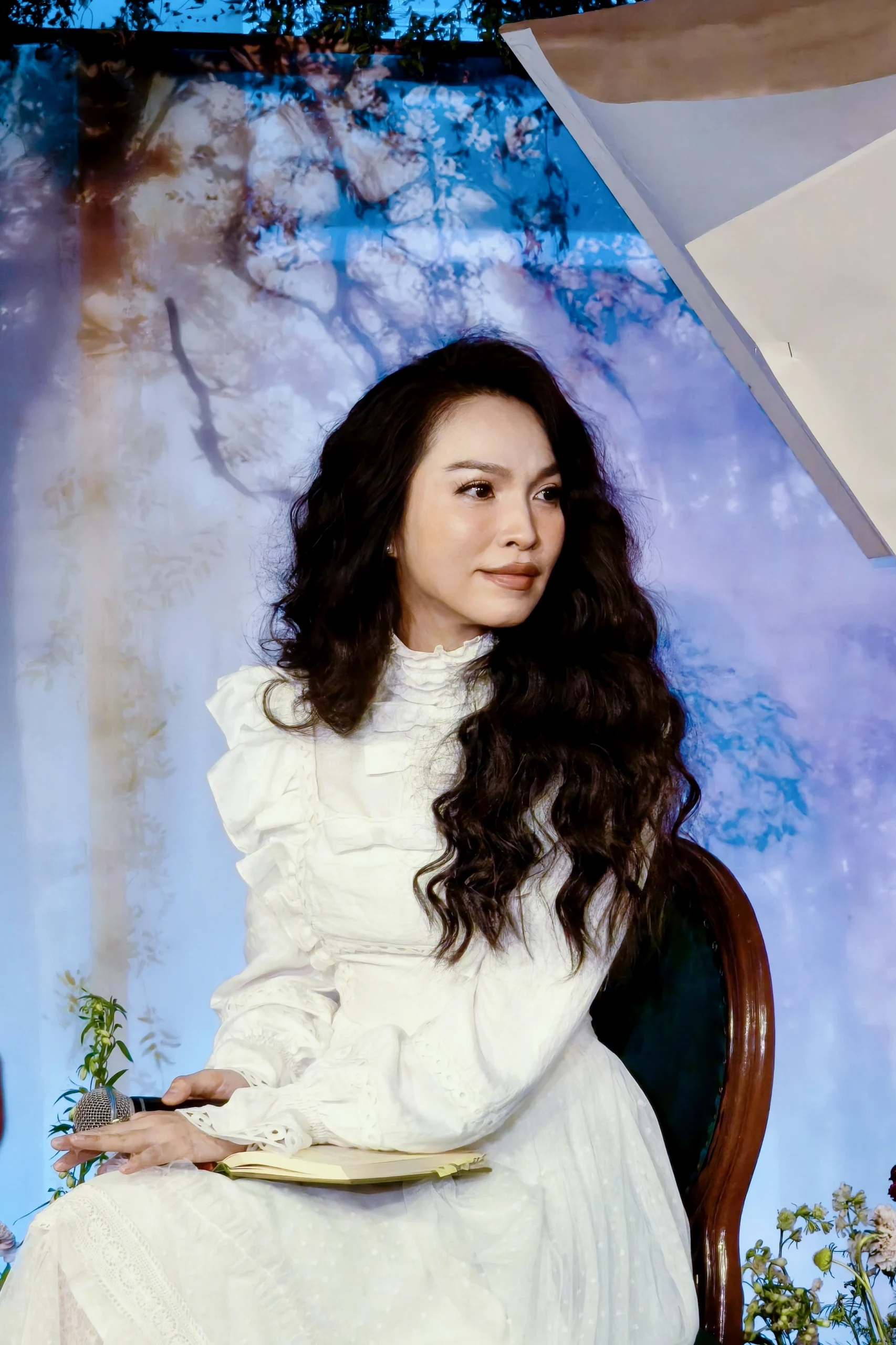 Hiền Thục với nụ cười rạng rỡ