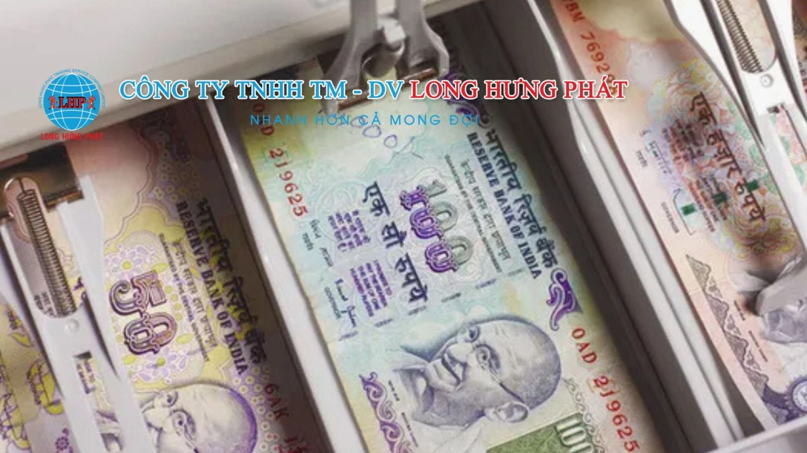 Hình ảnh minh họa tiền 100 Rupees và Đồng Việt Nam
