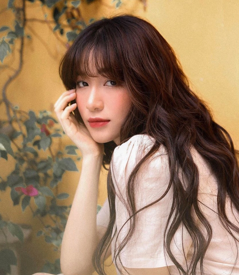 Hòa Minzy và con trai