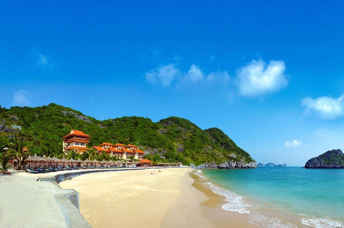 Hoạt động vui chơi tại Biển Đồ Sơn