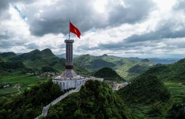 iem-cuc-tay-nuoc-ta-thuoc-tinh-nao-kham-pha-moc-gioi-vo-gia_351