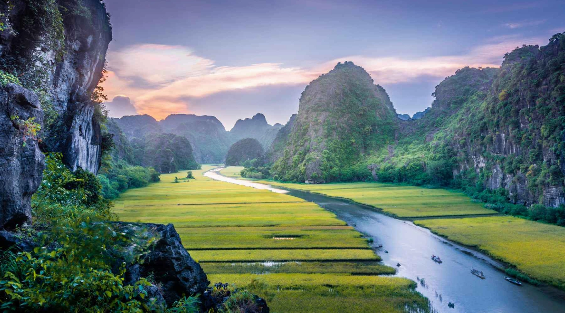 Khung cảnh Tam Cốc Ninh Bình nhìn từ trên cao