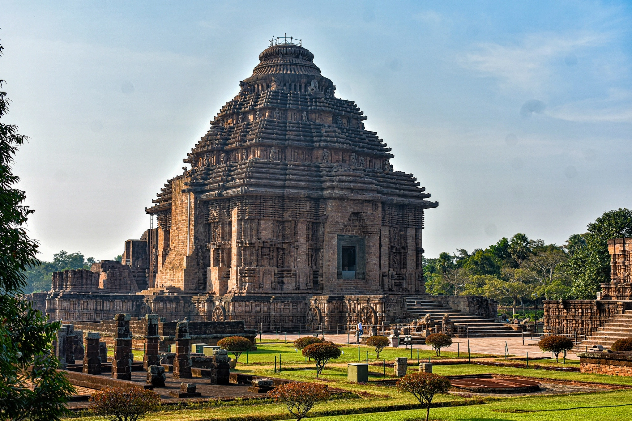 Kiến trúc cổng vào Đền thờ Mặt Trời Konark