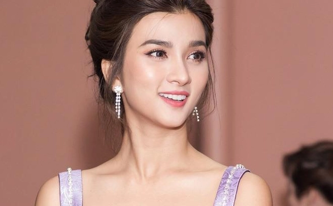 Kim Tuyến trong một buổi phỏng vấn