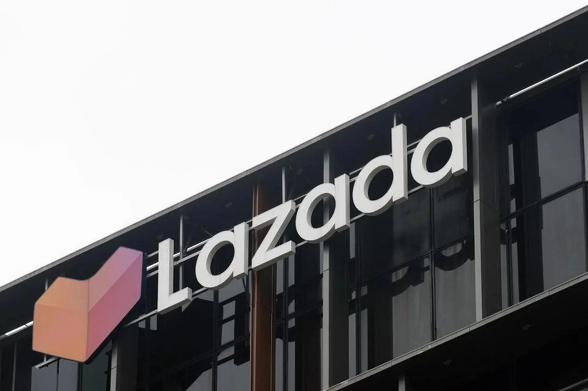 Lazada hoạt động tại Việt Nam