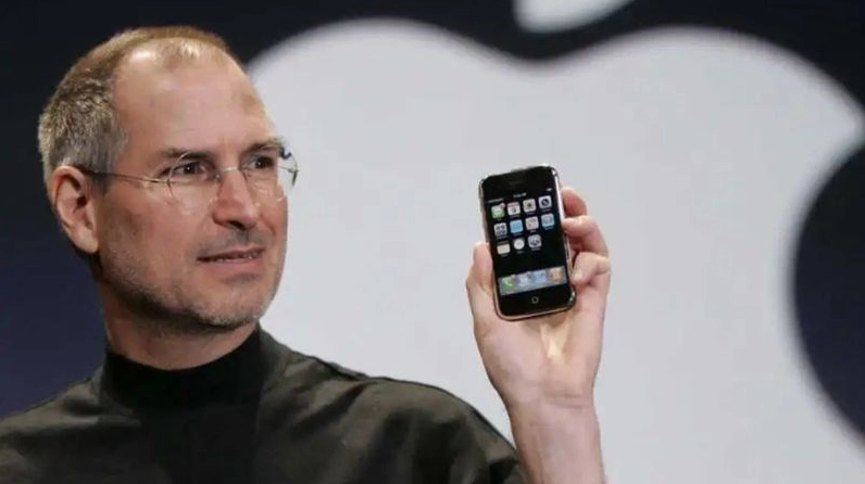Logo Apple và các sản phẩm nổi bật