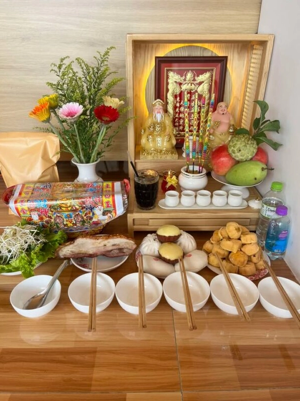 Mâm cúng Thần Tài tại nhà