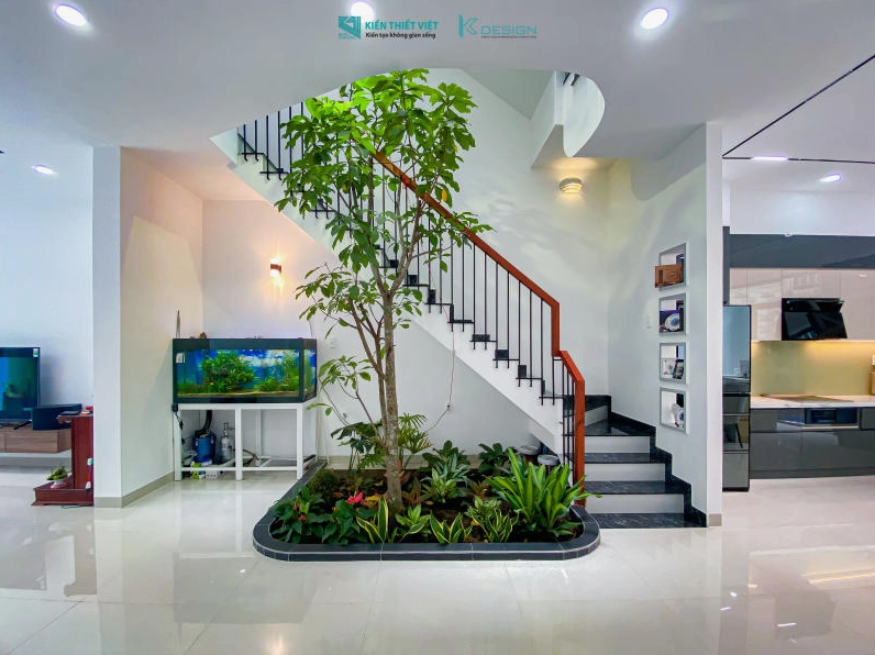 Mẫu cầu thang kính đẹp hiện đại
