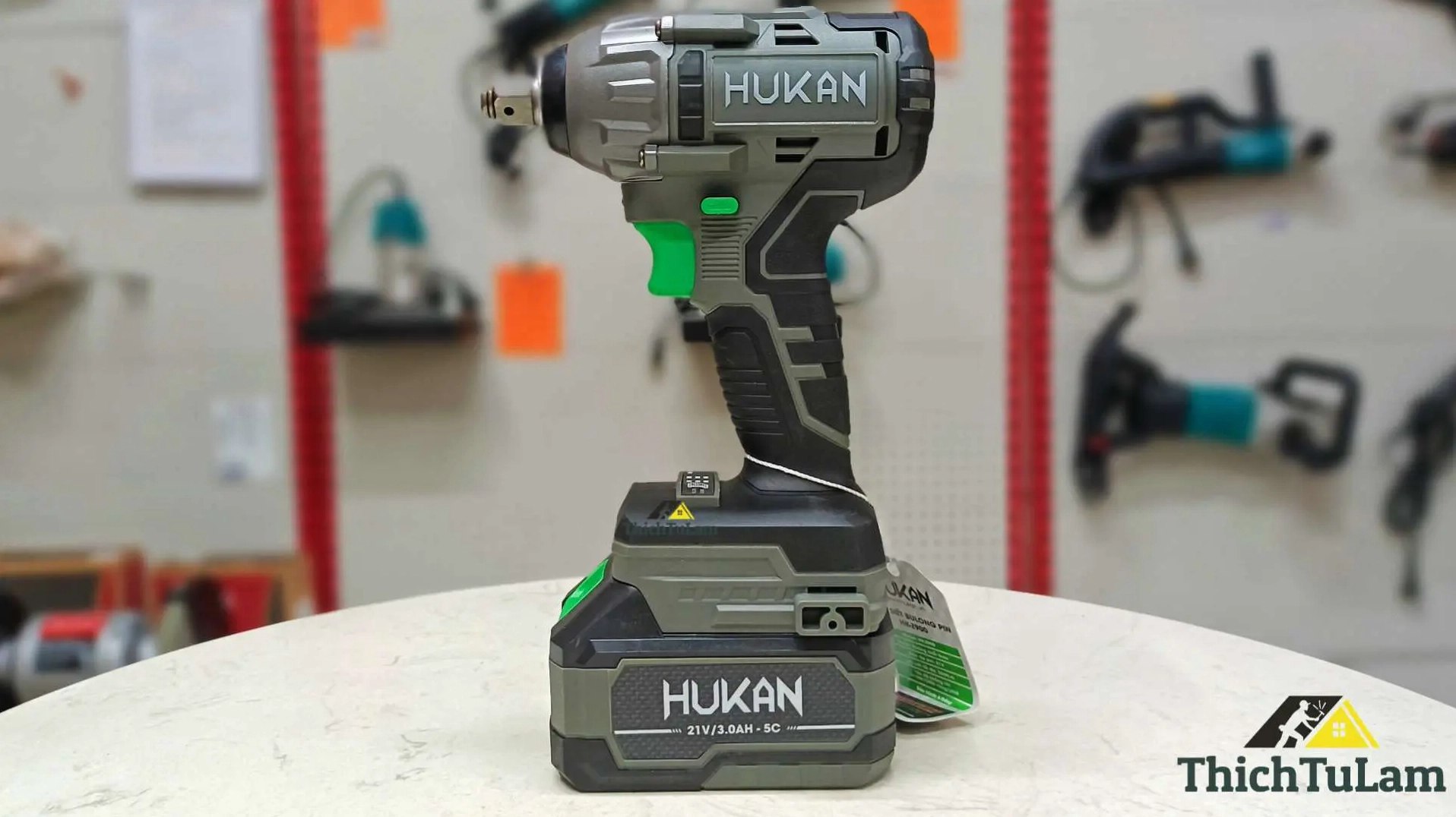 Máy bắn bu lông pin 21V 350Nm Hukan HK-Z900X
