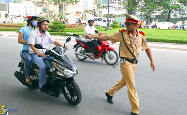 Mơ thấy mình chạy trốn công an