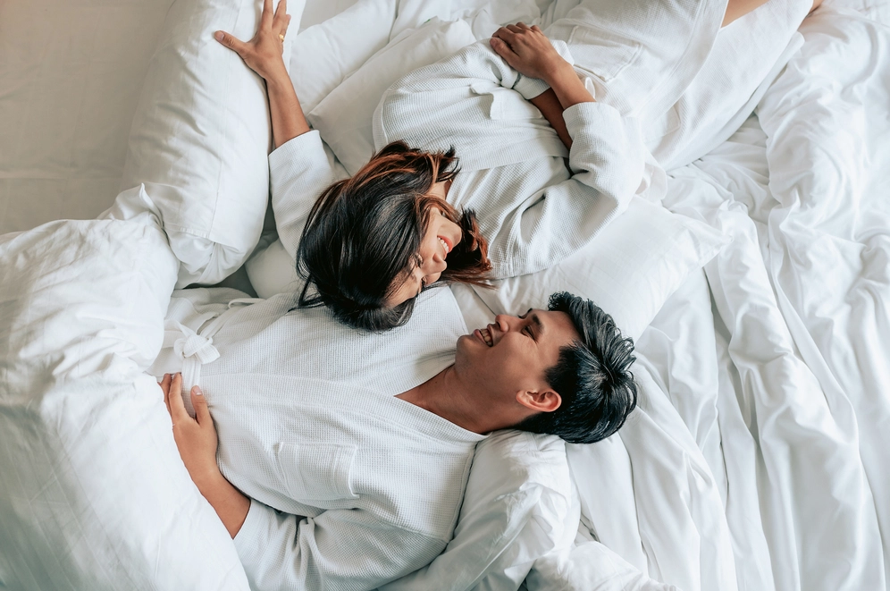 Mơ thấy quan hệ với người lạ
