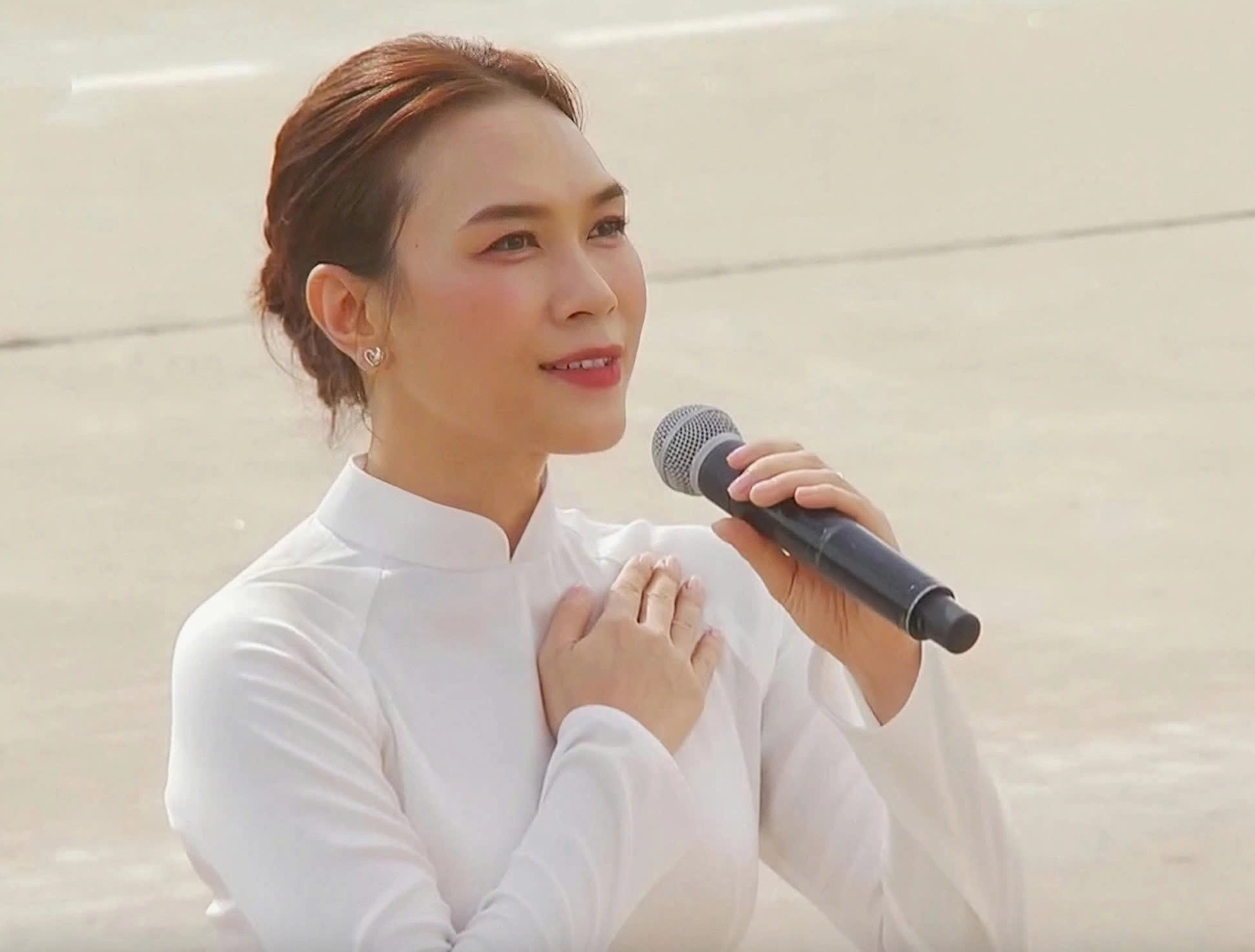 my-tam-bao-nhieu-tuoi-he-lo-tuoi-that-cua-nu-hoang-nhac-viet_795