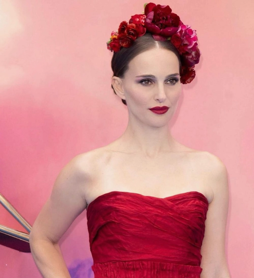 Natalie Portman trên tạp chí Bazaar