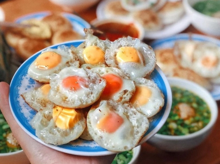Nem nướng Đà Lạt thơm lừng