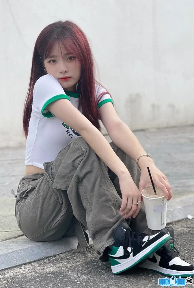 Ngọc Kem trong trang phục đời thường