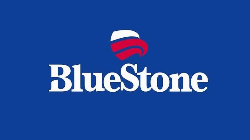 Nồi cơm điện Bluestone với thiết kế hiện đại