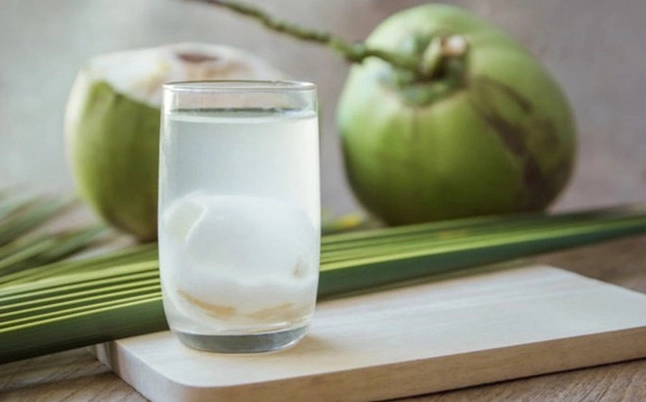Nước dừa tươi mát