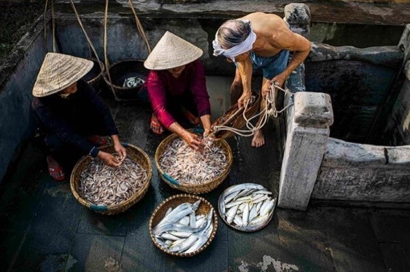 nuoc-mam-nam-o-ac-san-noi-tieng-cua-vung-at-nao_963