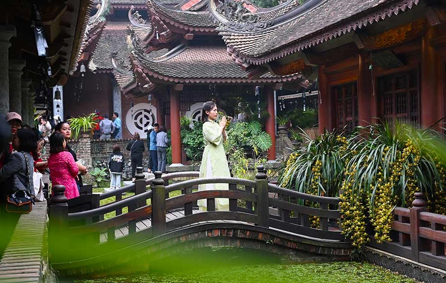 phi-lai-ia-tang-kham-pha-ve-ep-tam-linh-kien-truc-oc-ao_296