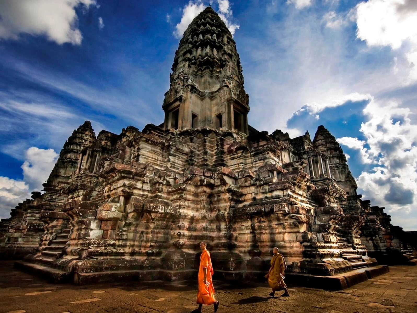 Quần thể Angkor Wat hùng vĩ