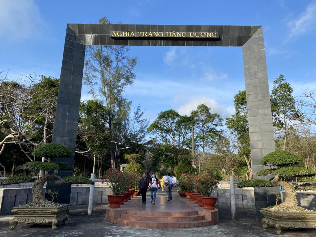 Quang cảnh thanh bình tại Nghĩa trang Hàng Dương Côn Đảo