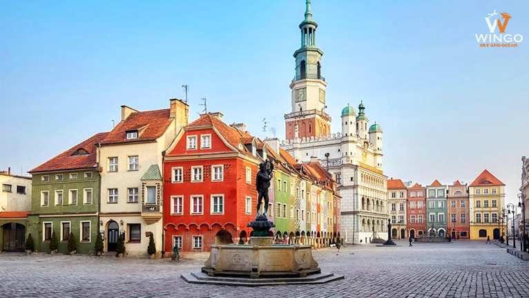 Quảng trường Poznan với kiến trúc đầy màu sắc
