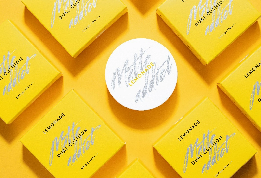 Quầy bán lemonade trên đường phố