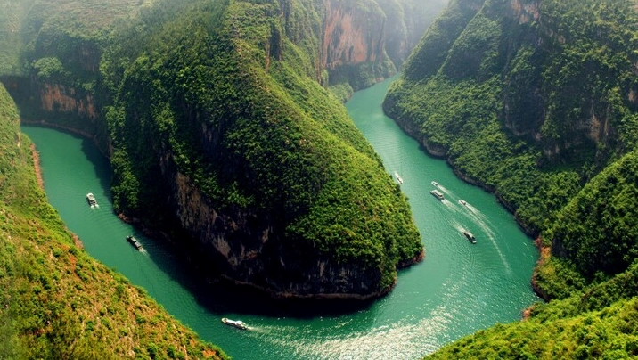 Sông Trường Giang hùng vĩ nhìn từ trên cao
