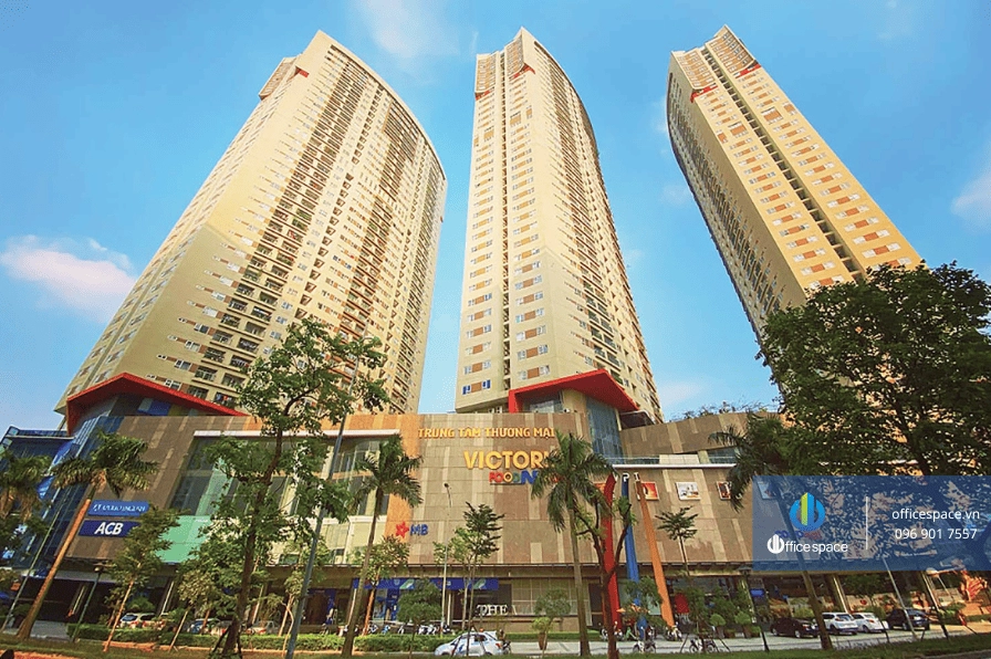 Tiện ích hồ bơi tại Victoria Văn Phú